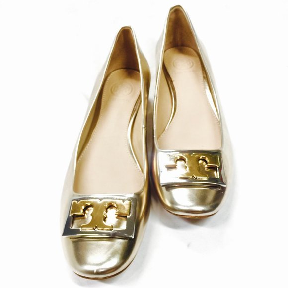 NEW TORY BURCH Gold Logo T Patent Leather Loafers - Picture 3 of 11